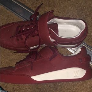 louis vuitton men’s sneakers size 9